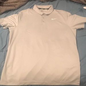 Men’s Nike golf shirt XL